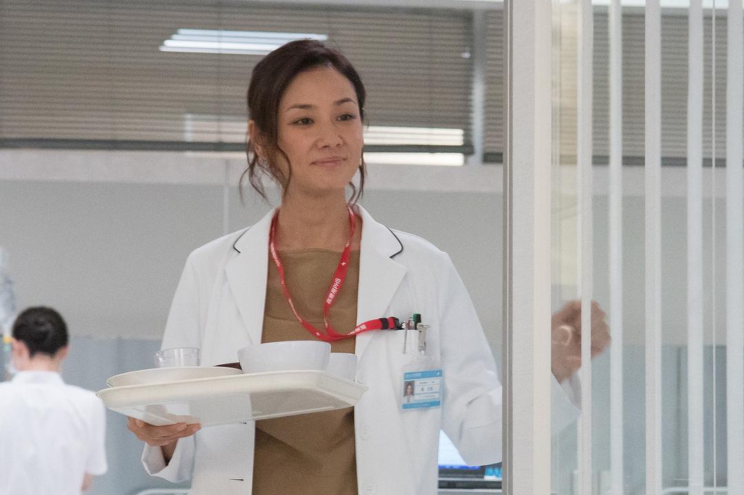 《医疗小组：达芬奇女士的诊断》海报第14张图片