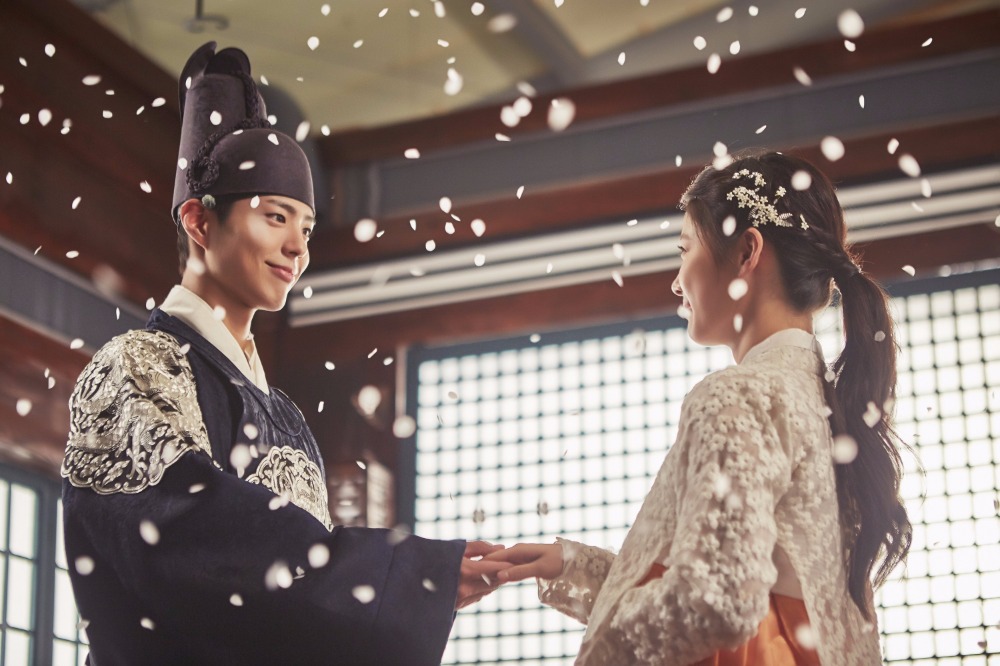 《云画的月光》剧照第19张图片