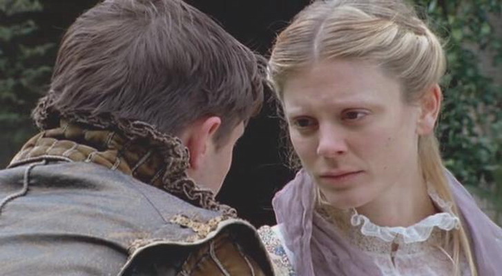 《童贞女王》剧照第34张图片