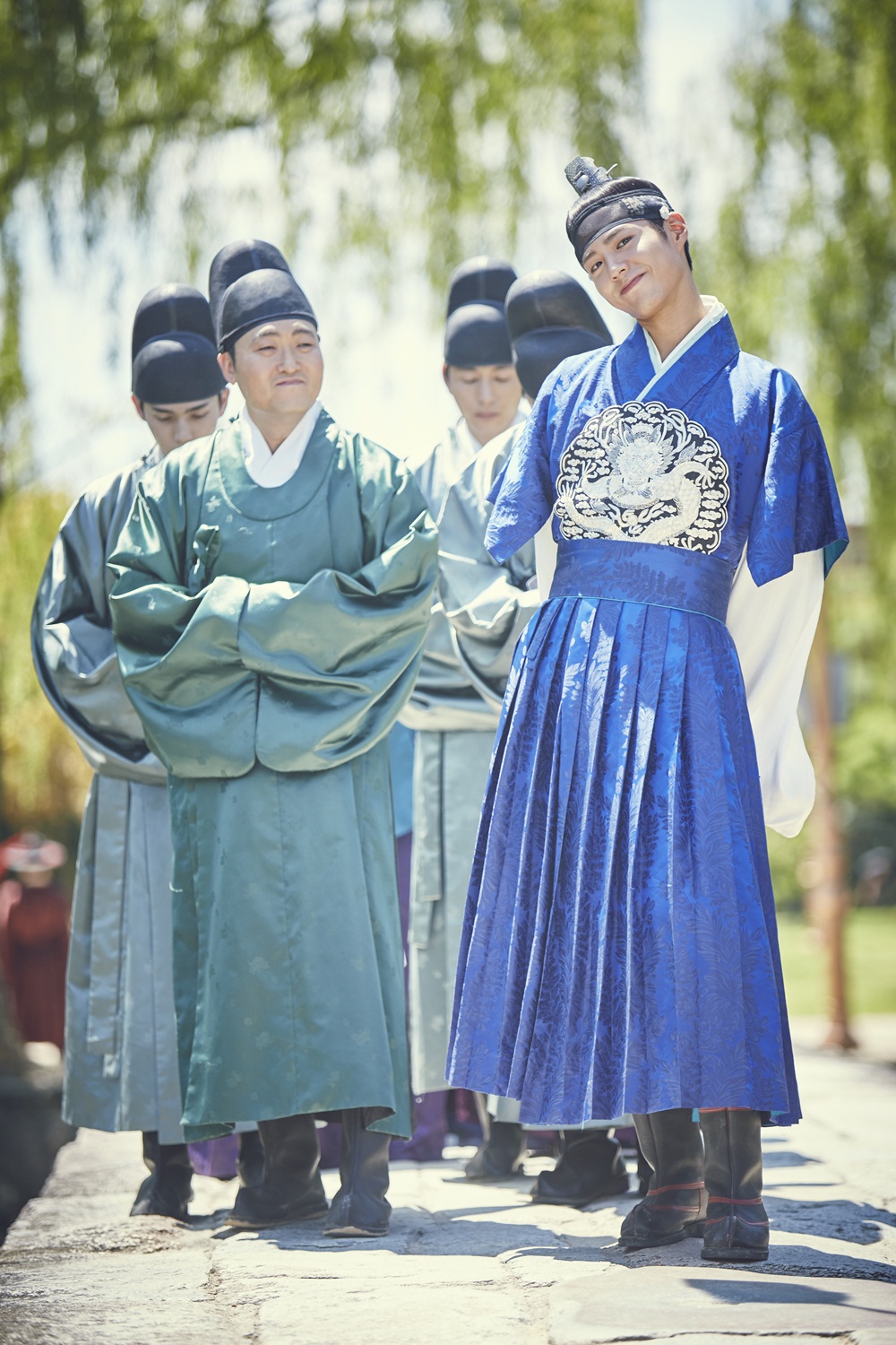 《云画的月光》剧照第23张图片