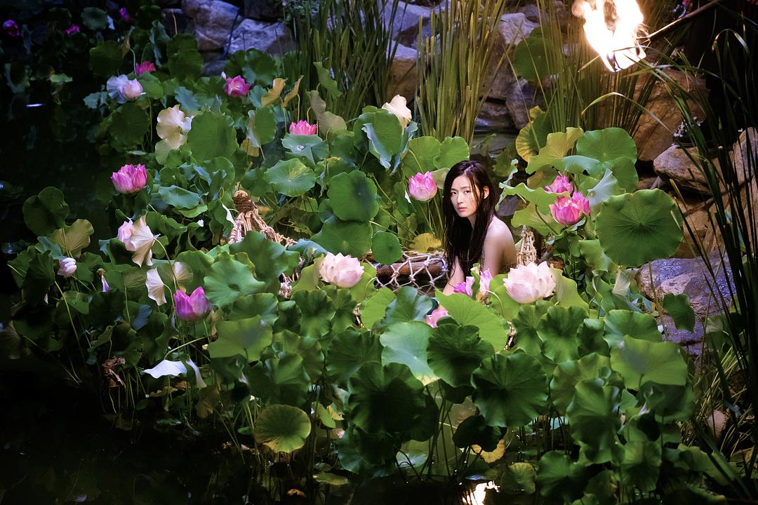 《蓝色大海的传说》剧照第19张图片