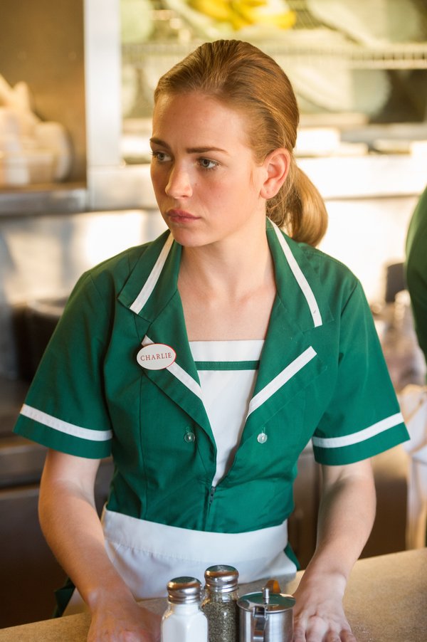 《丘奇先生》海报