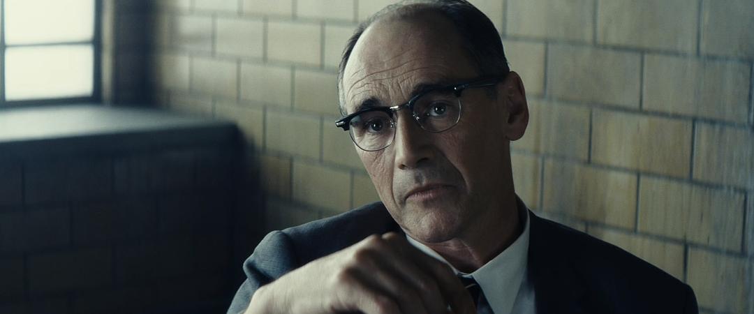 《间谍之桥》海报第53张图片