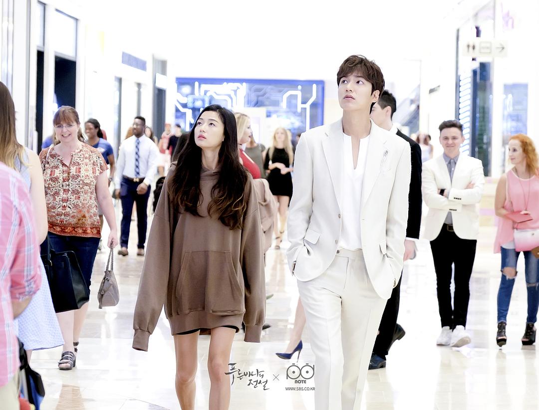 《蓝色大海的传说》剧照第39张图片