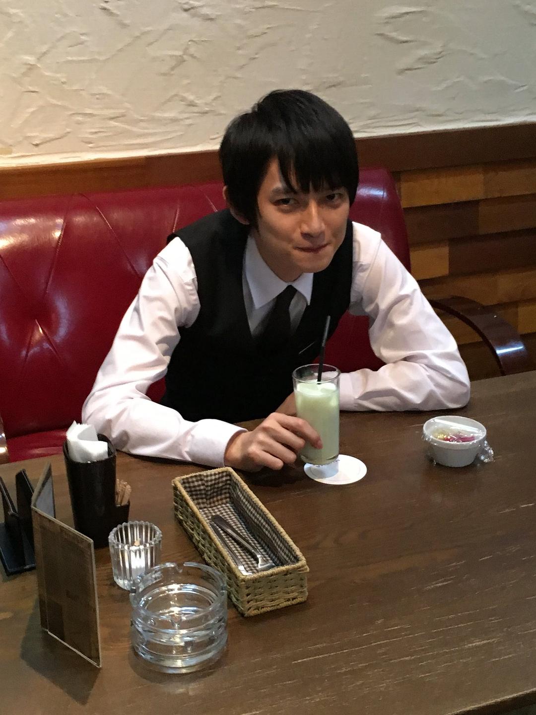 《爱情旅馆的上野先生》海报第15张图片