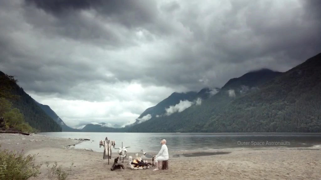 《爱丽丝》剧照第39张图片