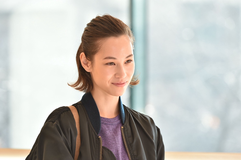 《谎言的战争》剧照第14张图片 《谎言的战争》剧照第14张图片