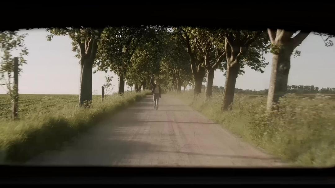 《总有一天》剧照第26张图片