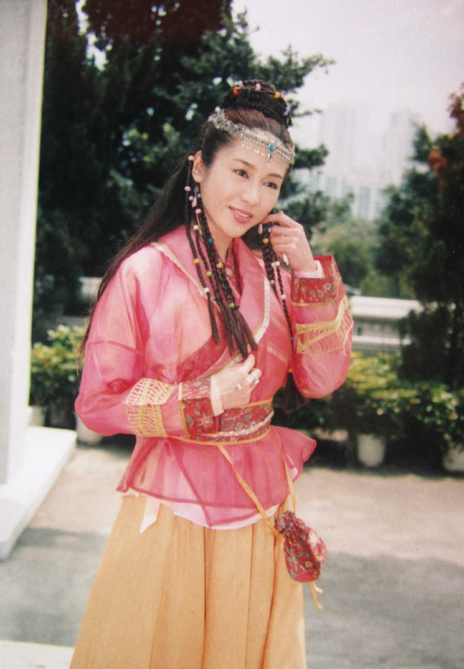 《倚天剑屠龙刀》海报第13张图片 《倚天剑屠龙刀》海报第13张图片