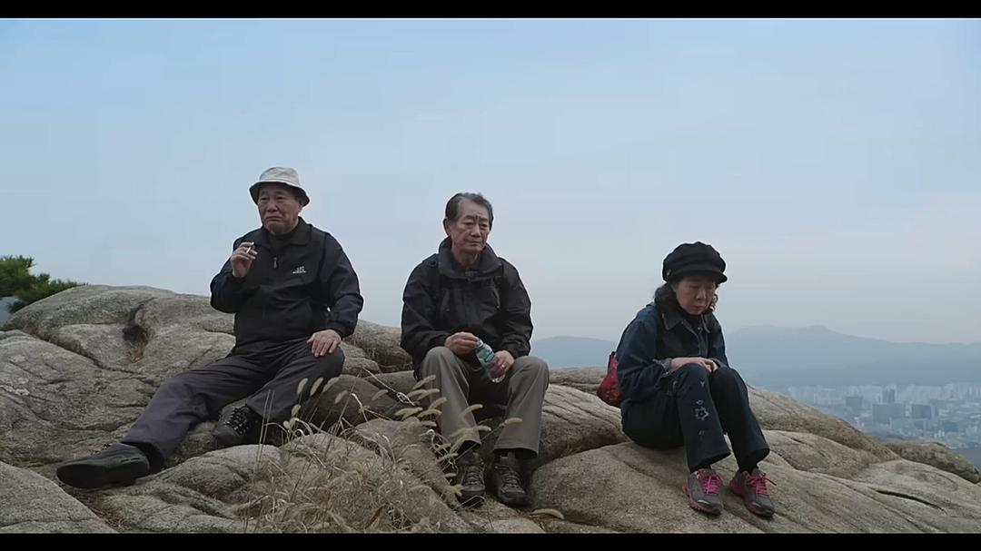 《酒神小姐》剧照第16张图片