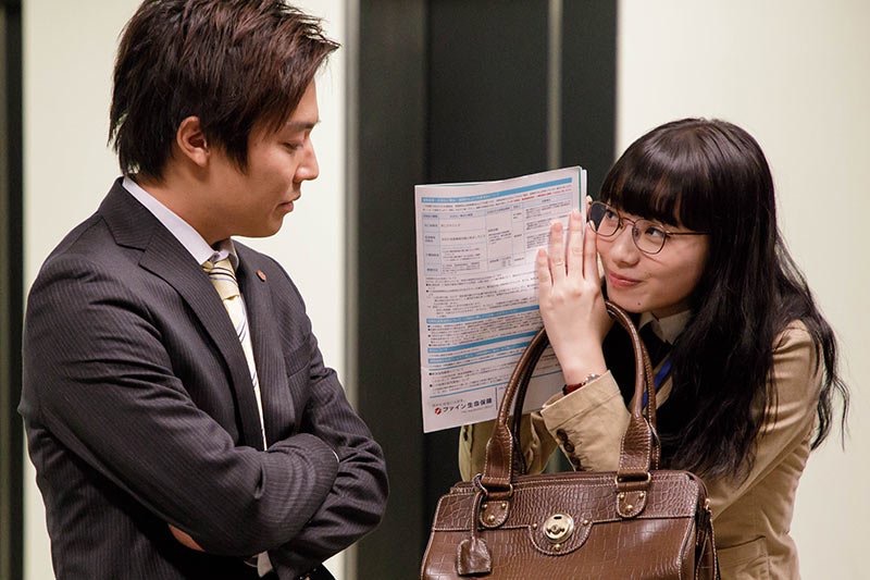 《Thrill红之章警视厅庶务科瞳的破案笔记》海报