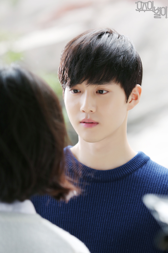 《三色幻想：宇宙之星》海报第39张图片