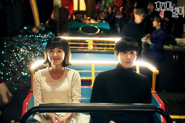 《三色幻想：宇宙之星》海报第33张图片