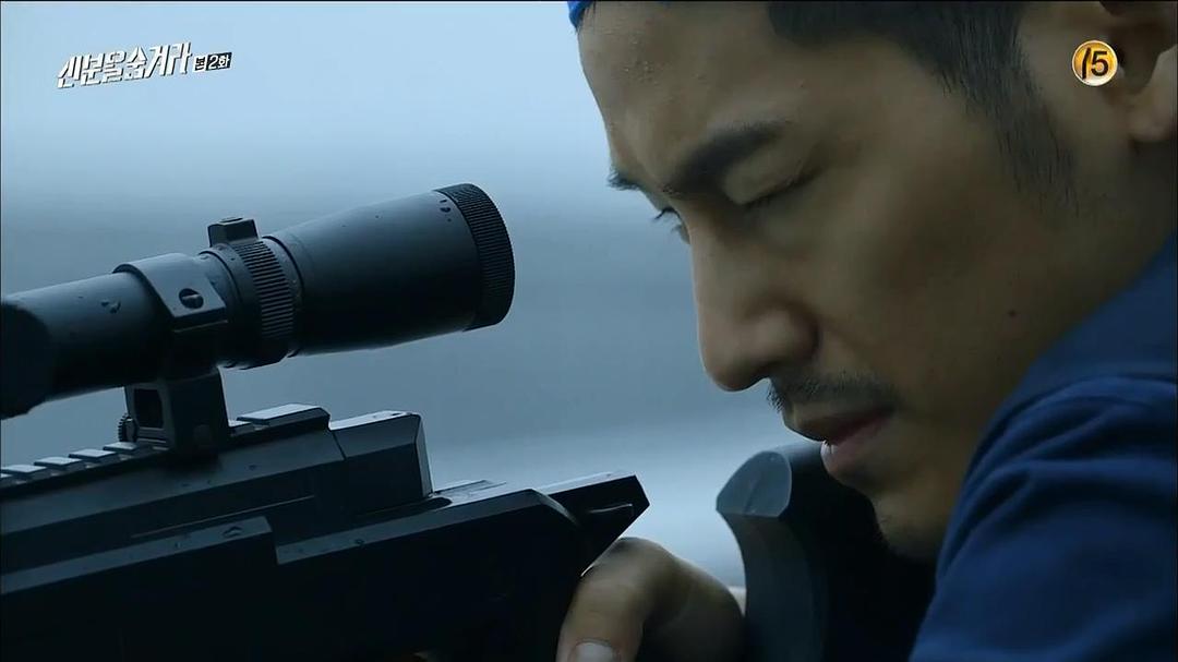 《隐藏身份》剧照第16张图片