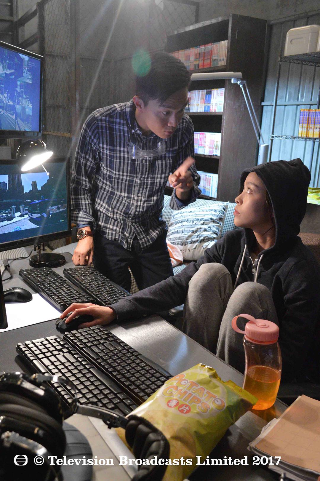 《与谍同谋》海报第9张图片 《与谍同谋》海报第9张图片