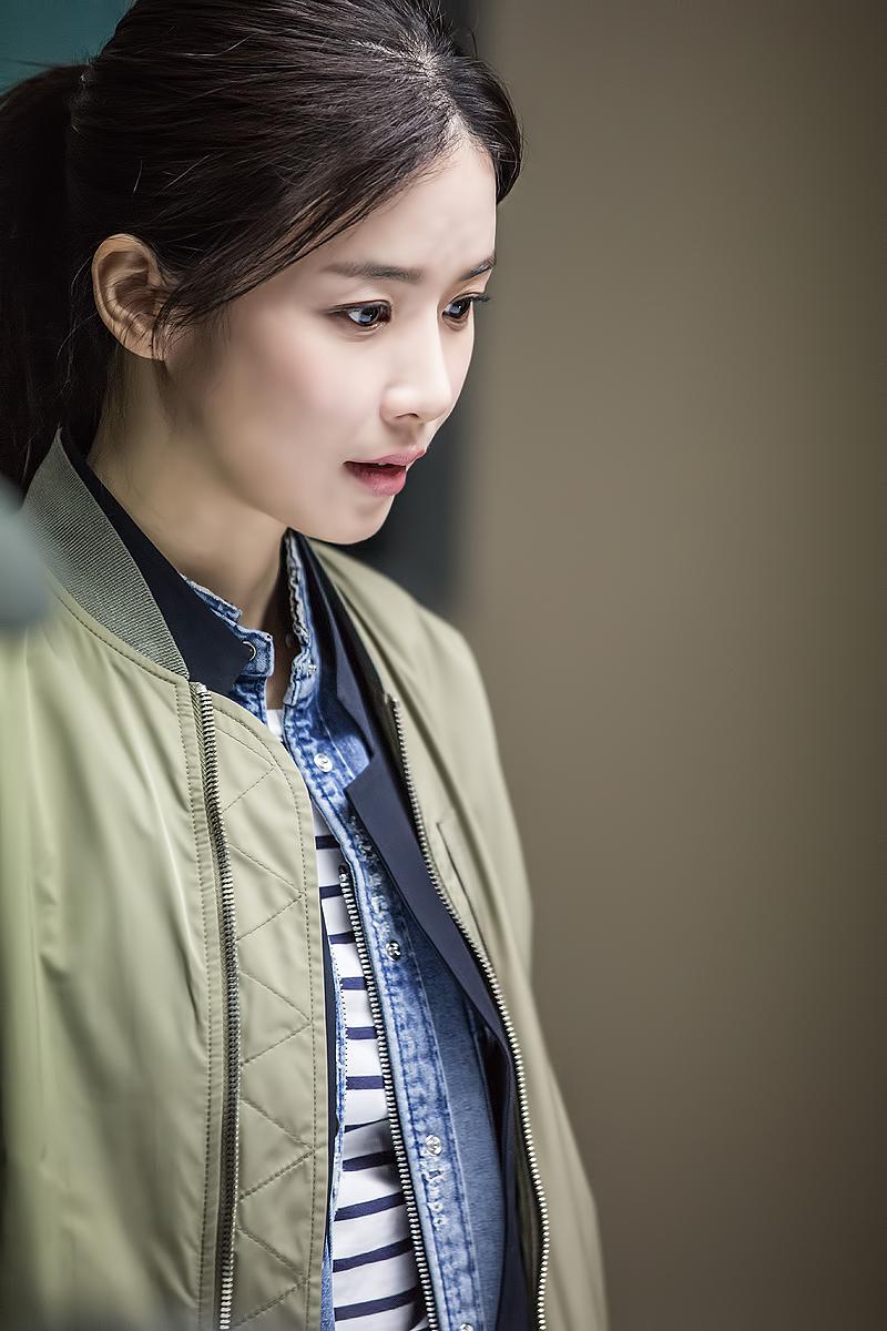 《悄悄话》剧照第2张图片