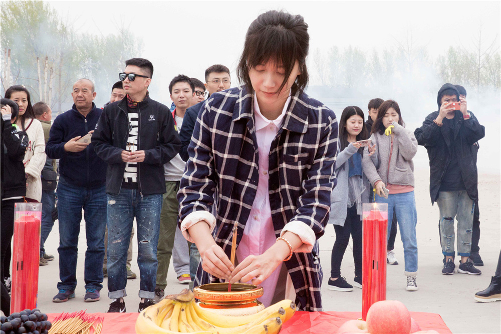 徐静蕾在开机仪式上