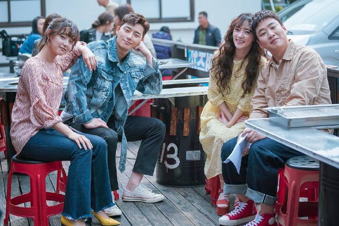 《三流之路》剧照第23张图片