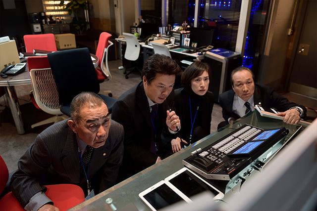 《紧急审讯室2》剧照