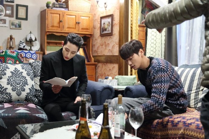 《住在我家的男人》海报第21张图片