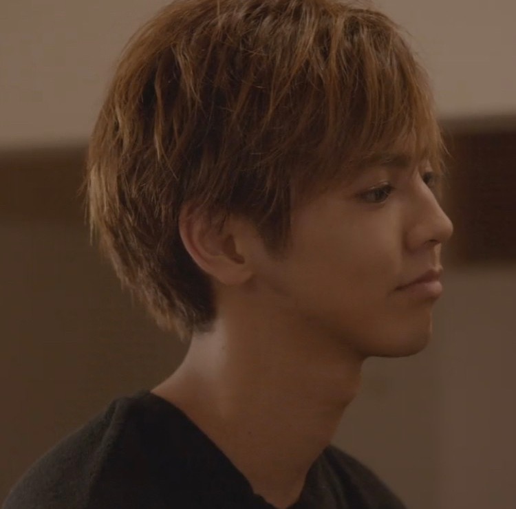 《哥哥太爱我了怎么办》剧照第57张图片