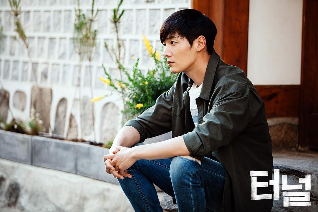 《隧道》剧照第34张图片