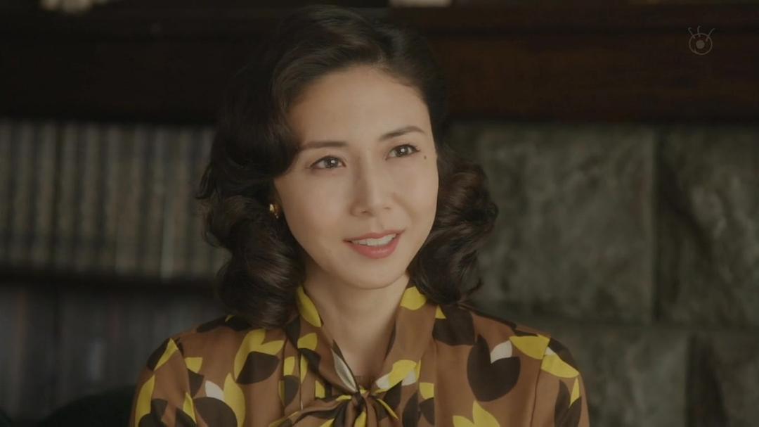 《女人的勋章》海报第33张图片 《女人的勋章》海报第33张图片