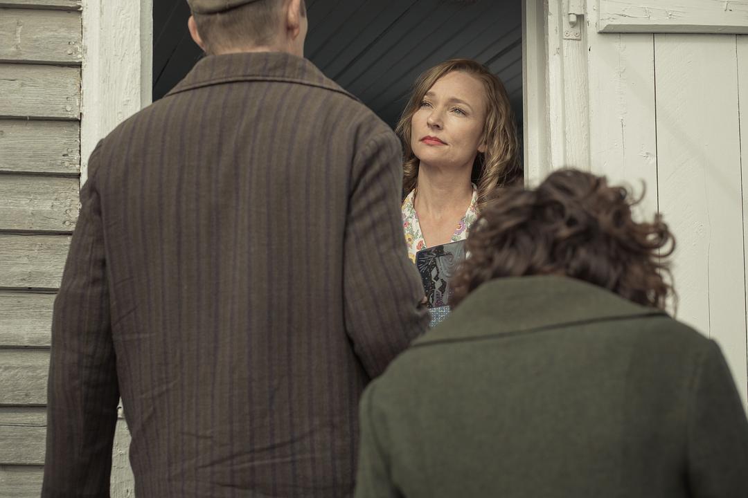 EverettLewis,MaudL...