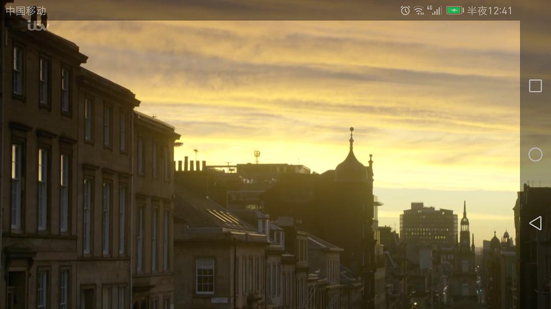 美丽的小镇下暗藏着杀...