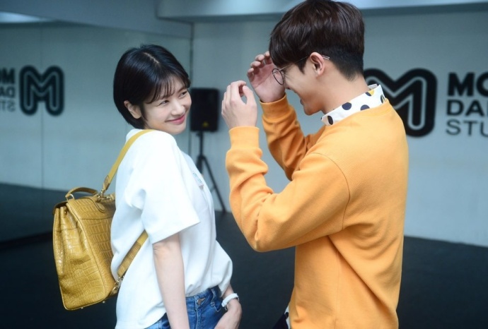 《爸爸好奇怪》剧照第53张图片