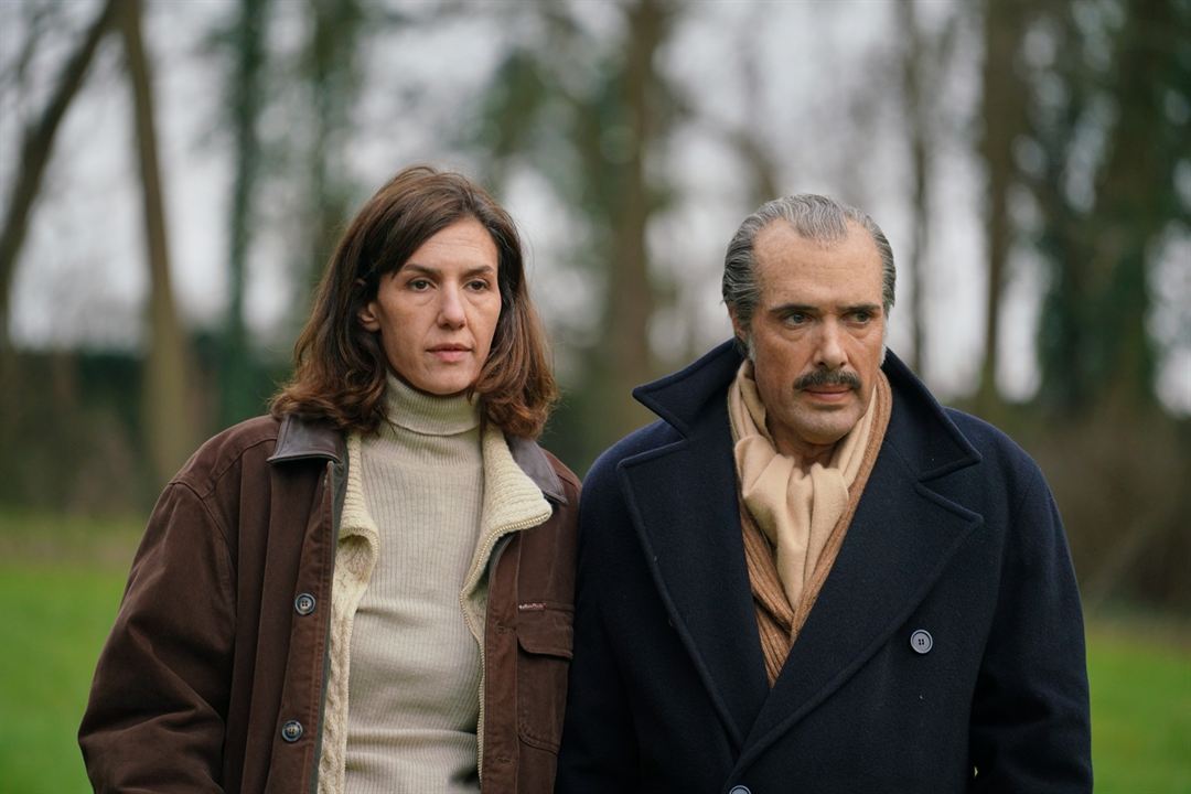 《阿德尔曼夫妇》剧照