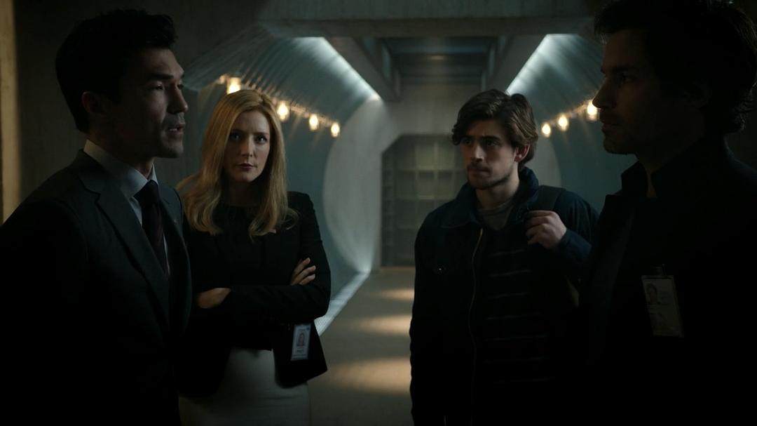 《救世第一季》剧照第24张图片