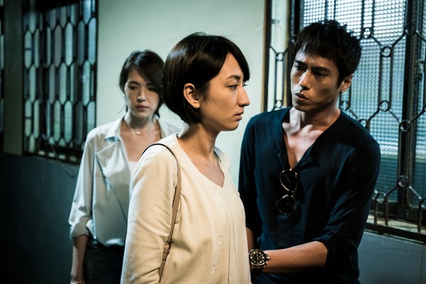 《目击者之追凶》海报