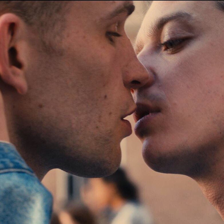 《每分钟120击》海报第23张图片