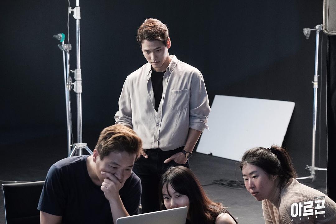 《Argon》剧照第16张图片