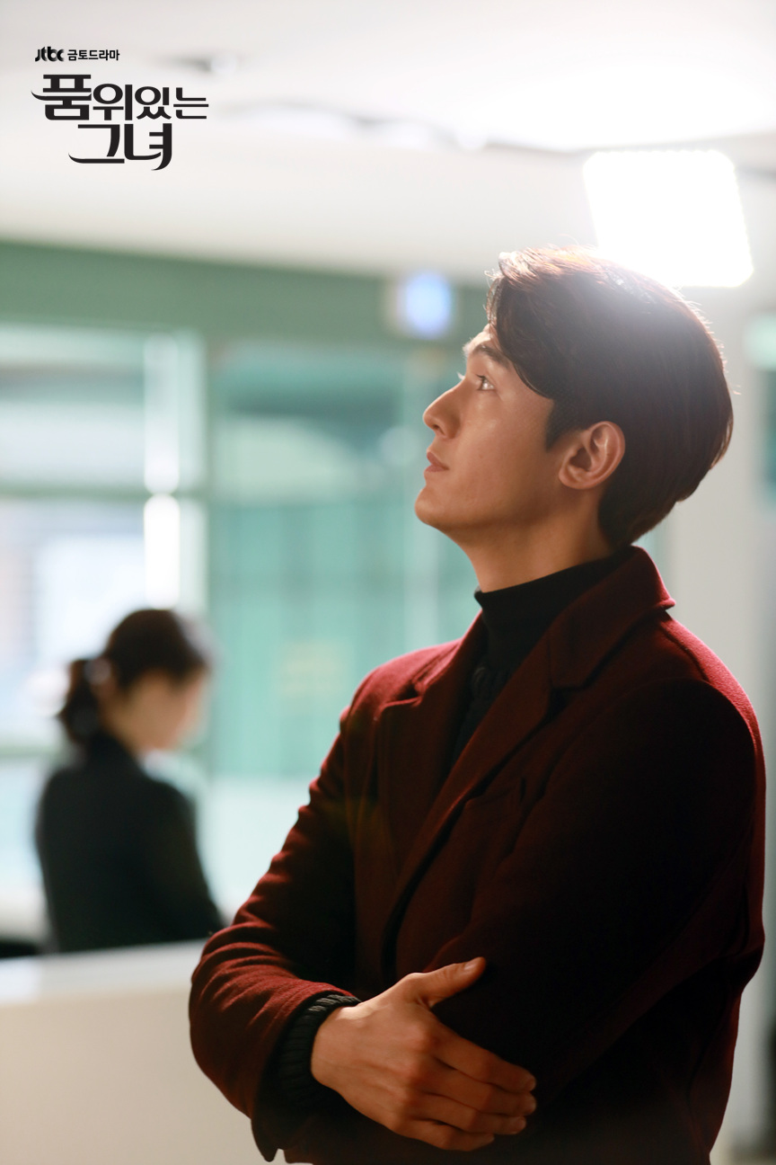 《有品位的她》剧照第44张图片