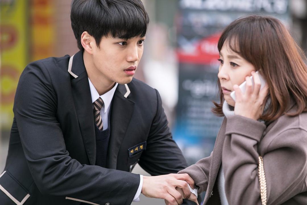 《临终学校》剧照第24张图片