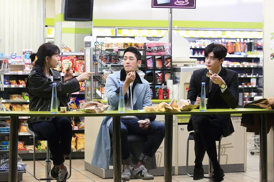 《当你沉睡时》剧照第13张图片