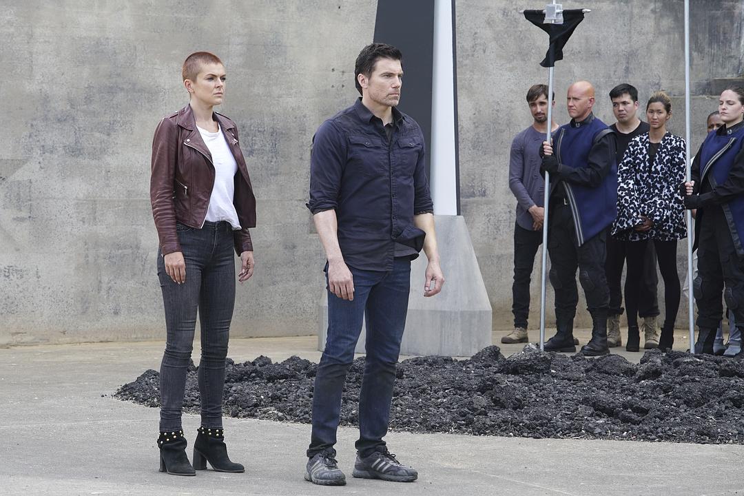 《异人族》剧照