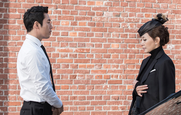 《金钱之花》剧照