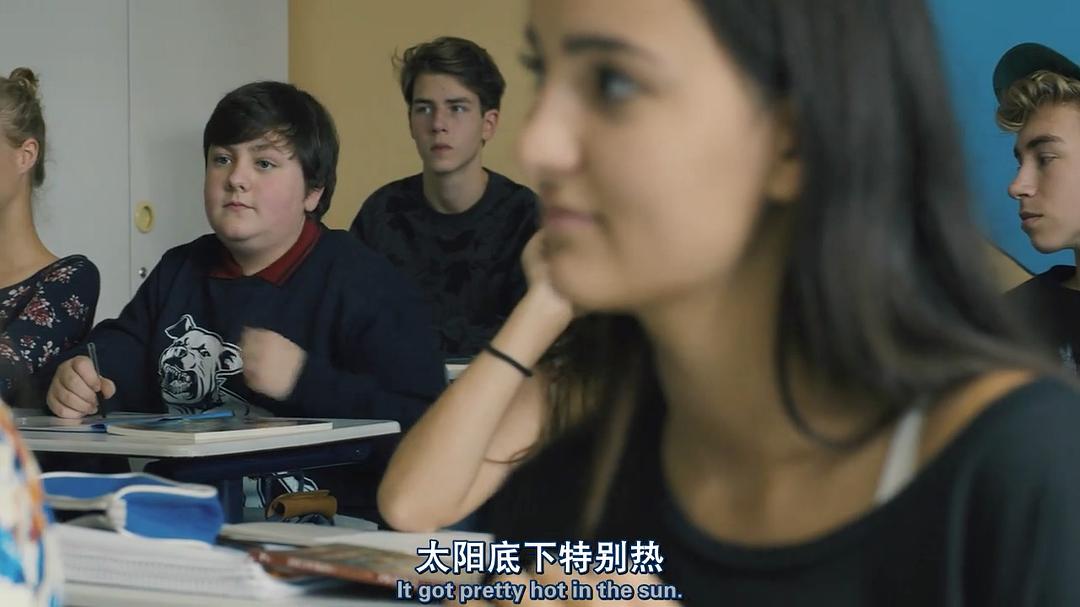 班里同学颜值都好高…...