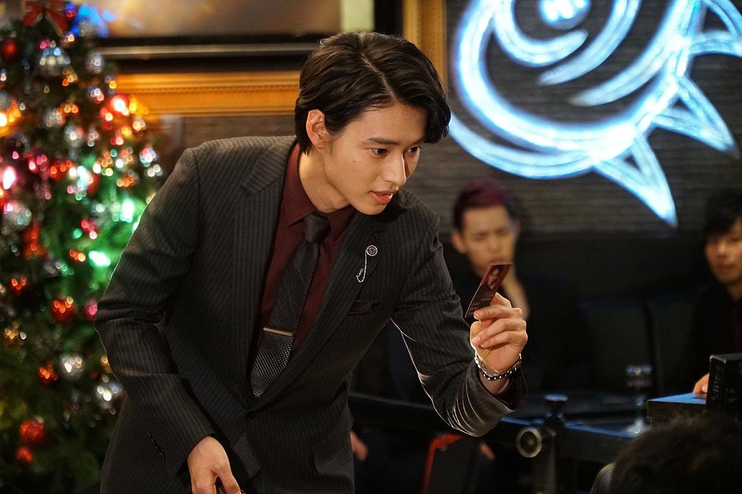 《致命之吻》剧照第38张图片