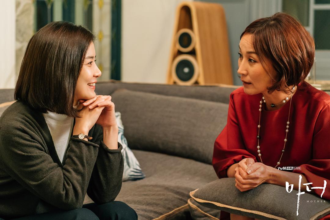 《母亲》剧照第23张图片