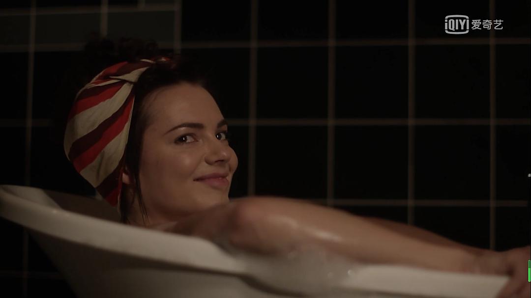 《繁华酒店》剧照第42张图片