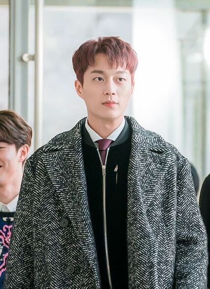 《广播罗曼史》剧照第33张图片