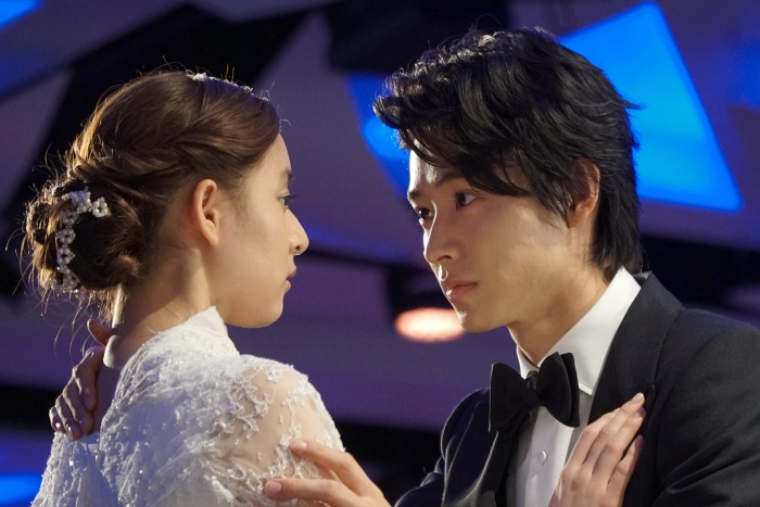 《致命之吻》剧照第53张图片