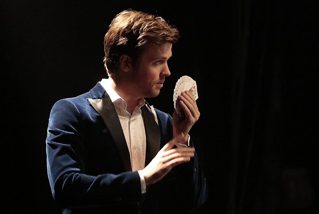 《真伪莫辨》剧照第2张图片