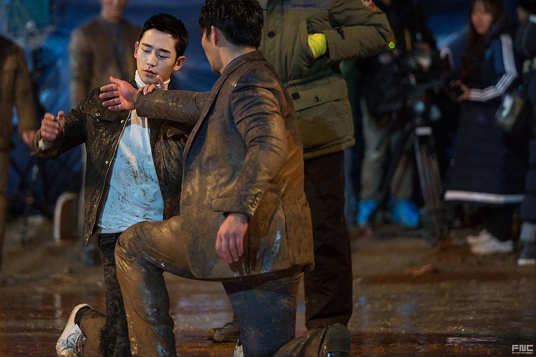 《不夜城》剧照第39张图片 《不夜城》剧照第39张图片