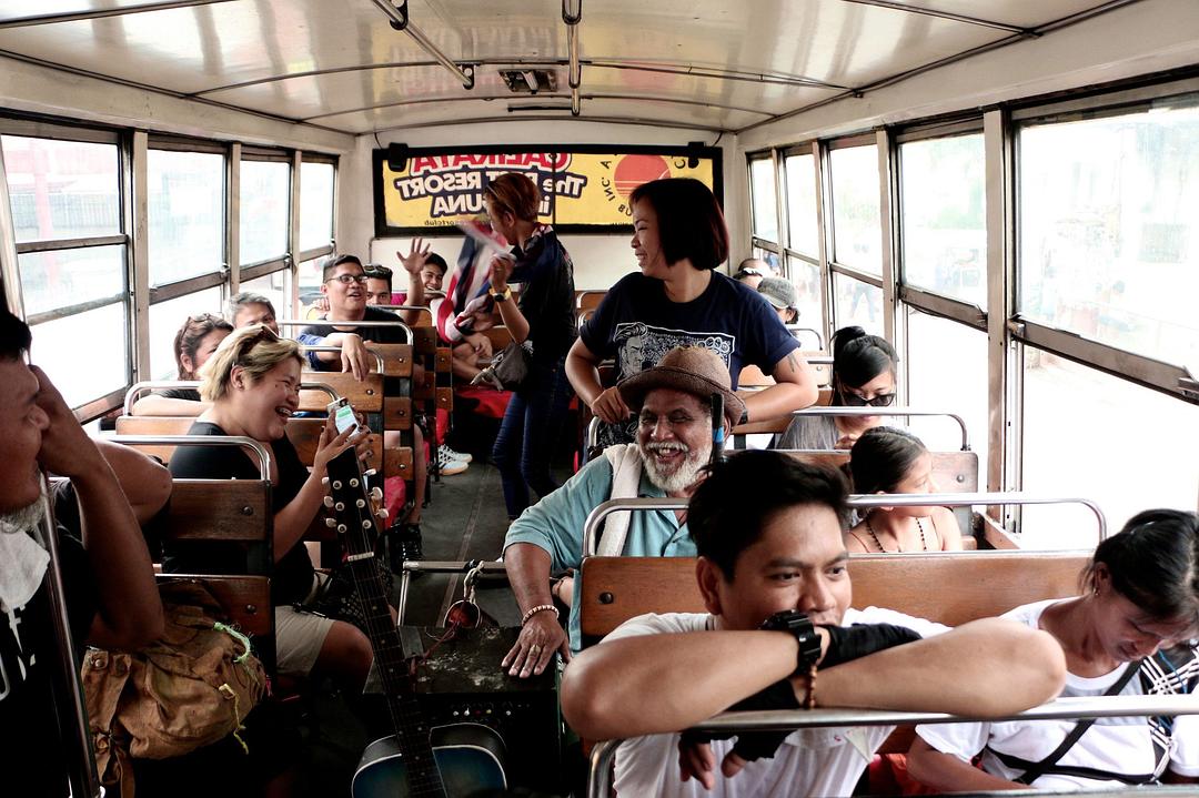 《布兰卡和弹吉他的人》剧照第42张图片