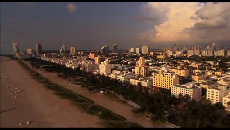 《百慕大三角》海报第59张图片